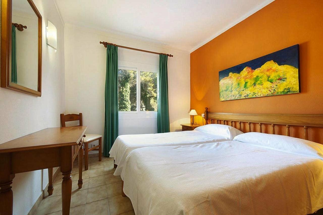 Pinos Altos Apartments Cala de Sant Vicenc Buitenkant foto
